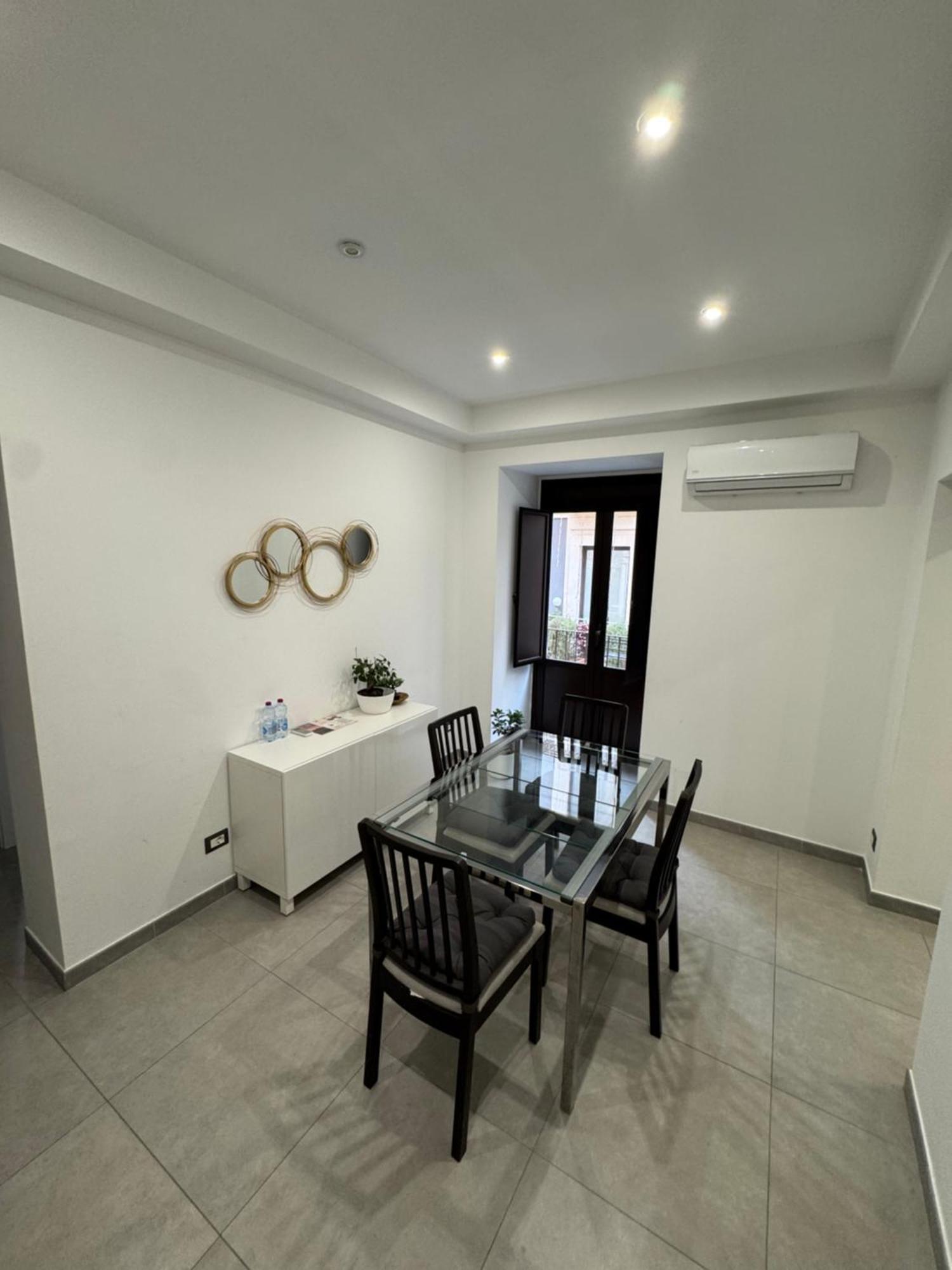 Sistra Apartment *